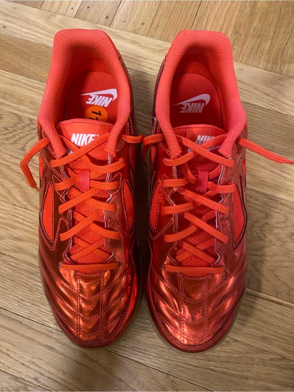 NEW Nike Gato LV8 Red Crimson Gum Bottom Sneakers Mens - Picture 2 of 7